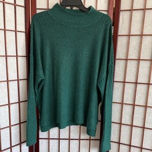 SO Knit Sweater, size XL